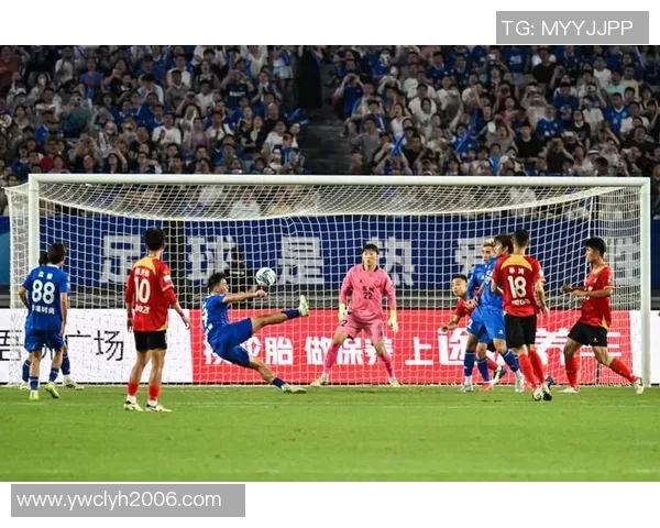 足球巨献：探秘南京足球队的配合